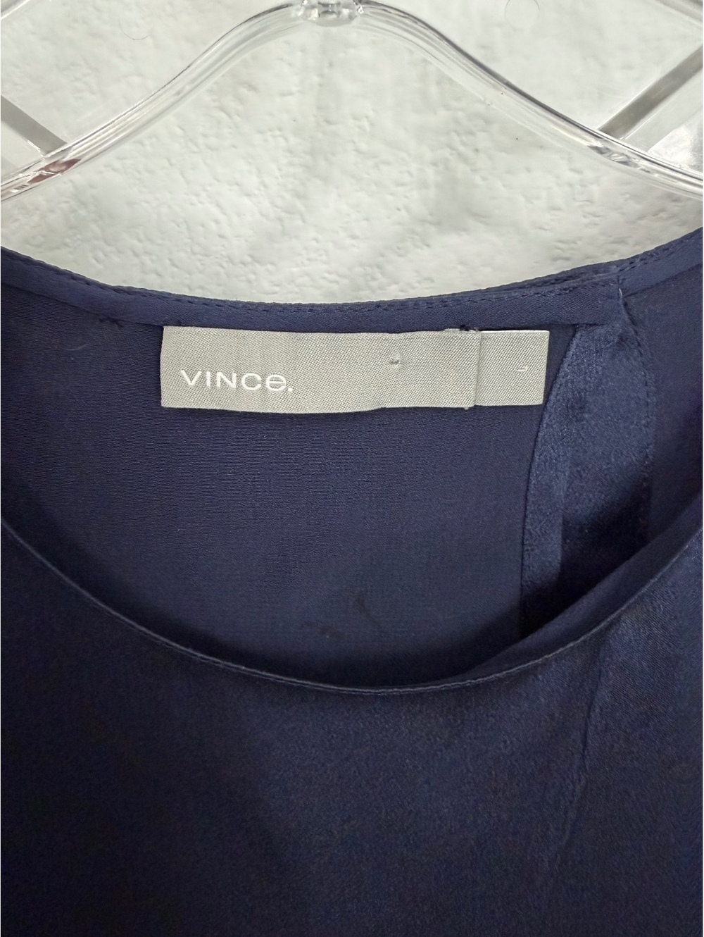 VINCE 100% Silk Split Back Round Neck Navy Blue Minimalist Blouse Size L - Picture 6 of 8